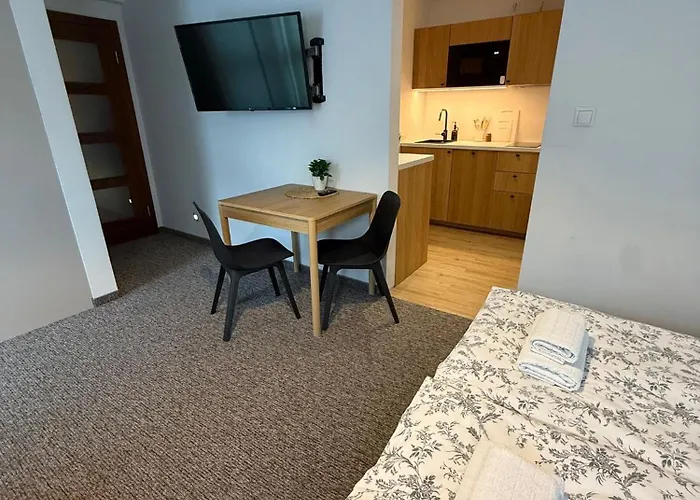 Family Apartments - Private Parking